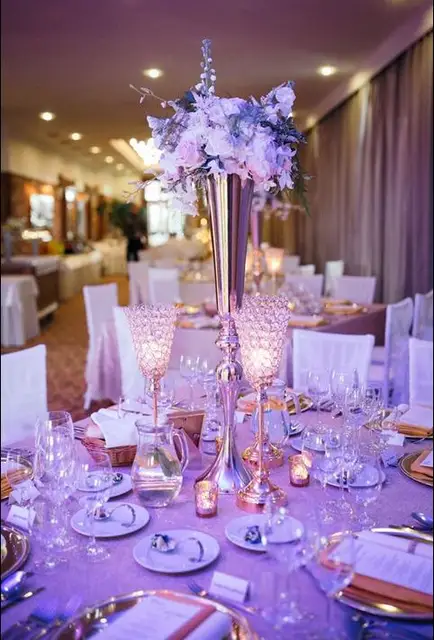 artificial tall iron stand pillars wedding centerpieces without