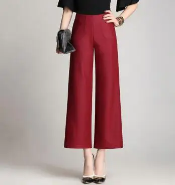 red capri pants plus size