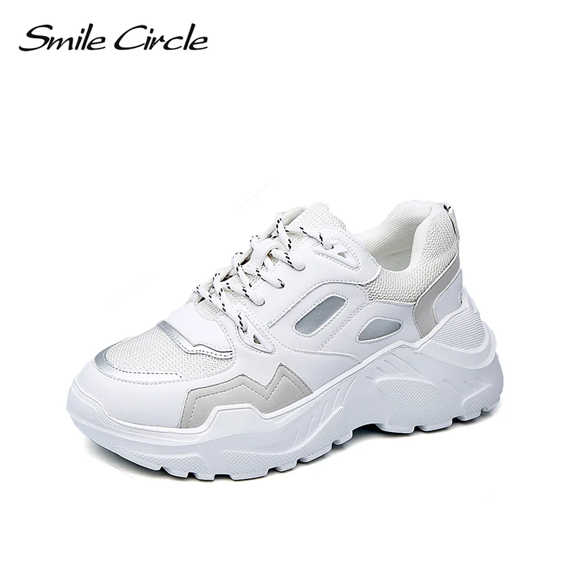 Женские кроссовки на танкетке Smile Circle белые и Серебристые массивной платформе
