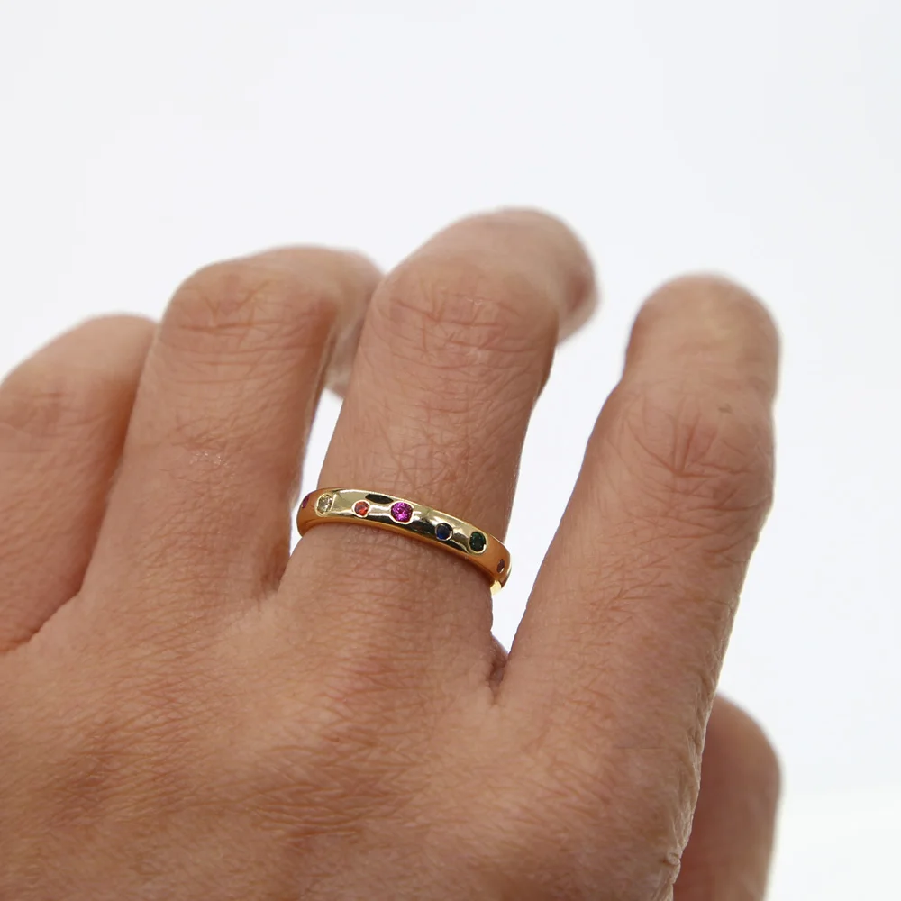 Top quality Gold color Anti-allergy Smooth Simple Wedding Couples Rings Bijouterie for Woman or girl rainbow zirconia ring Gift