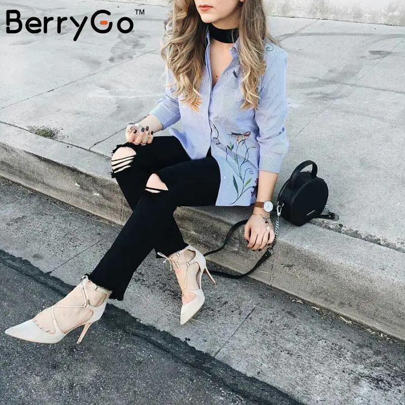 Женская блузка с цветочной вышивкой BerryGo зимняя рубашка в полоску длинным