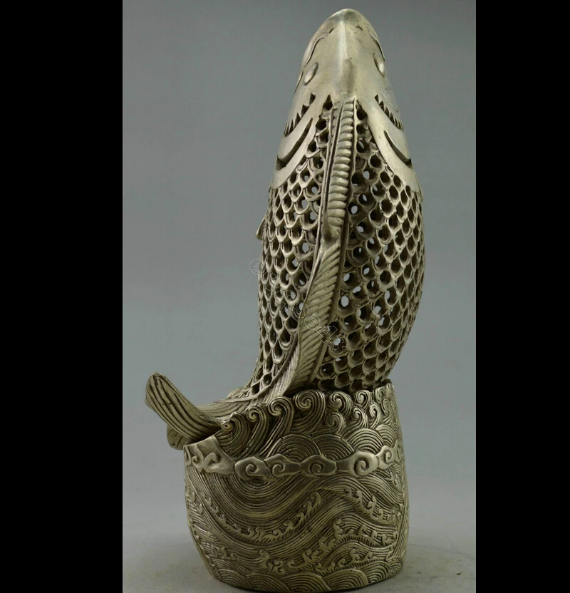 

wan6710951+++Collectible Decor Old Handwork Tibet Silver Carved Fish Jump Dragon Gate Statue