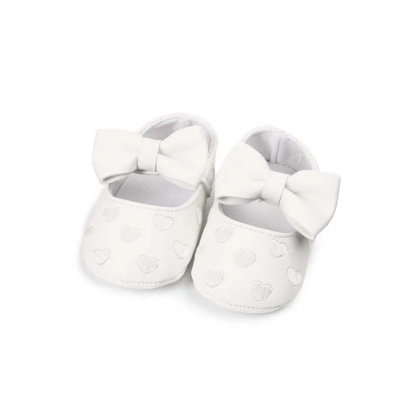 Г. Брендовая обувь для маленьких мальчиков и девочек детские вышитые с мягкой подошвой кожаные тапочки для малышей Обувь для новорожденных детей 0-18 месяцев - Цвет: Белый