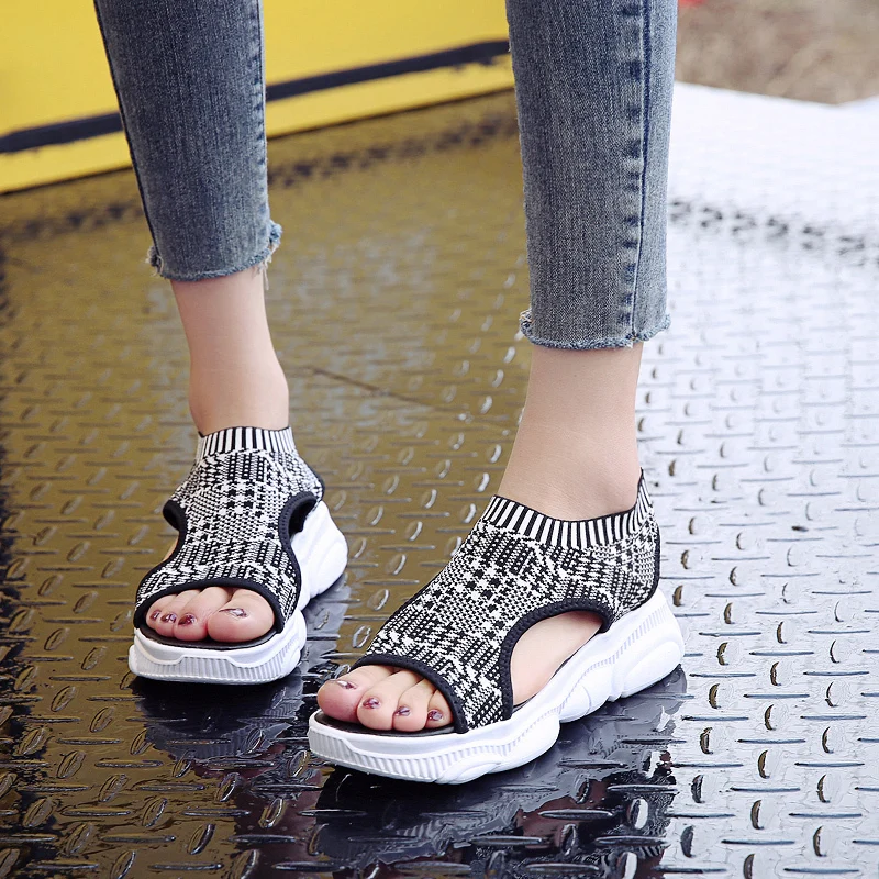 New Chunky Sandals Women Summer Shoes Breathable Shoes Ladies Slip on Flat Platform Sandals Shoes Woman Sandalias Beach Sandals