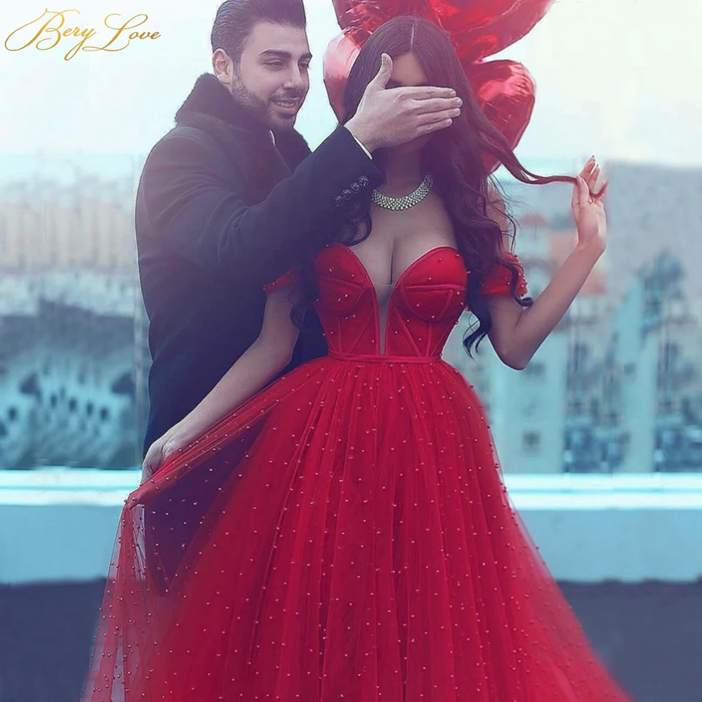 Skup Urocze perły czerwone wieczorowe suknie 2019 długie Off ramię suknie wieczorowe sznurowane elegancka formalna suknia wieczorowa tanie sukienka na studniówkę