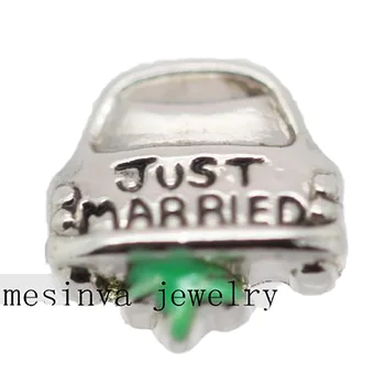 

10pcs Just Married Custom Floating Charms For Glass Locket