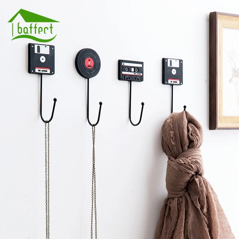 3Pcs Creative Stick Towel Hook PVC Plastic Washing Towel Hooks Wash Cloth Clip Holder Hanger