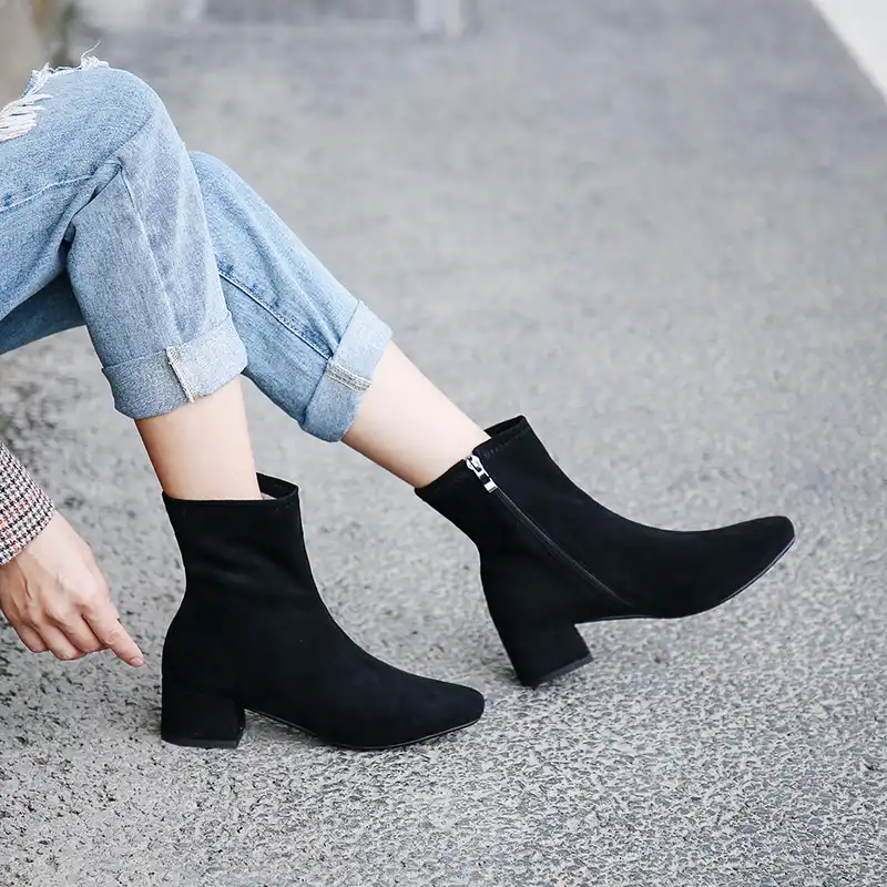 classy boots for ladies