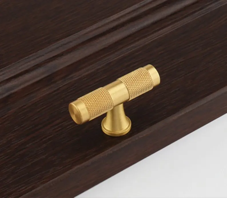 3.75 ''5'' 6.3 ''النحاس النقي مجلس الوزراء التأثيرات مقابض T بار مقابض أدراج مقابض سحب مضمد التأثيرات باب المطبخ التأثيرات مقبض الأجهزة 3.75 ''5'' 6.3 ''النحاس النقي مجلس الوزراء التأثيرات مقابض T بار مقابض أدراج مقابض سحب مضمد التأثيرات باب المطبخ التأثيرات مقبض الأجهزة