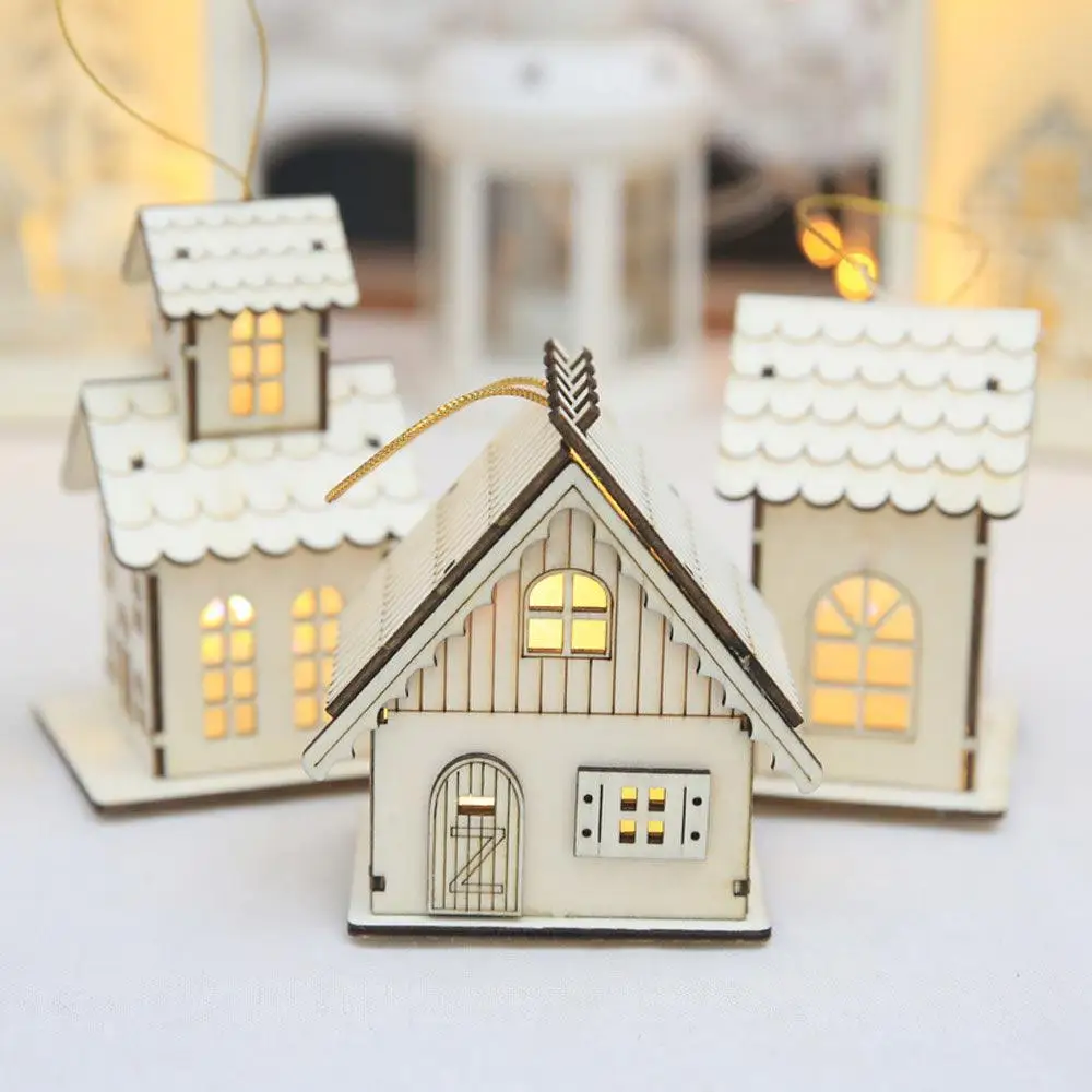 

Mini Wood House Hanging Decoration Christmas Tree Decor Ornaments Battery Operate Cute House With Light Children Xmas Gift