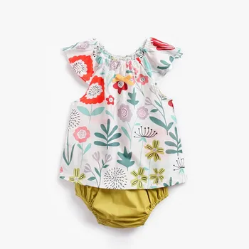 

Summer Beautiful Flower Print Baby Girl Rompers Set Small Flying Sleeves Shirt +PP Shorts 2 Piece Set Baby Girl Rompers Suit