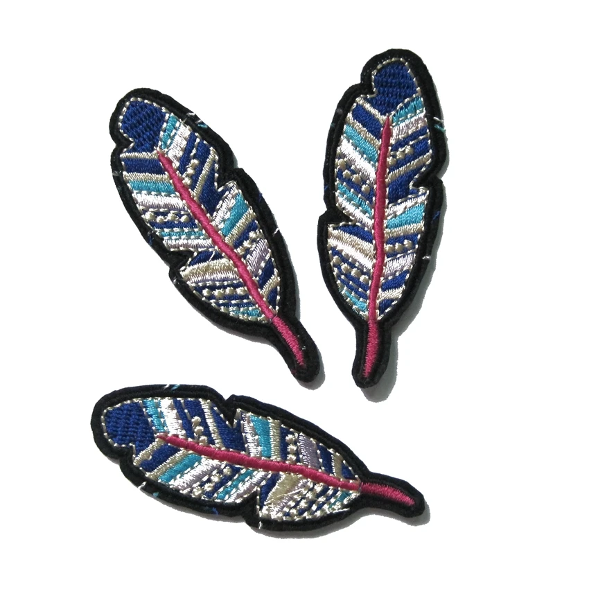 

2018 Rushed Stickers For Clothing 1pcs Feather Patch Iron On Cute Fabric Sewing Applique For Jacket Clothes Badge Diy Apparel