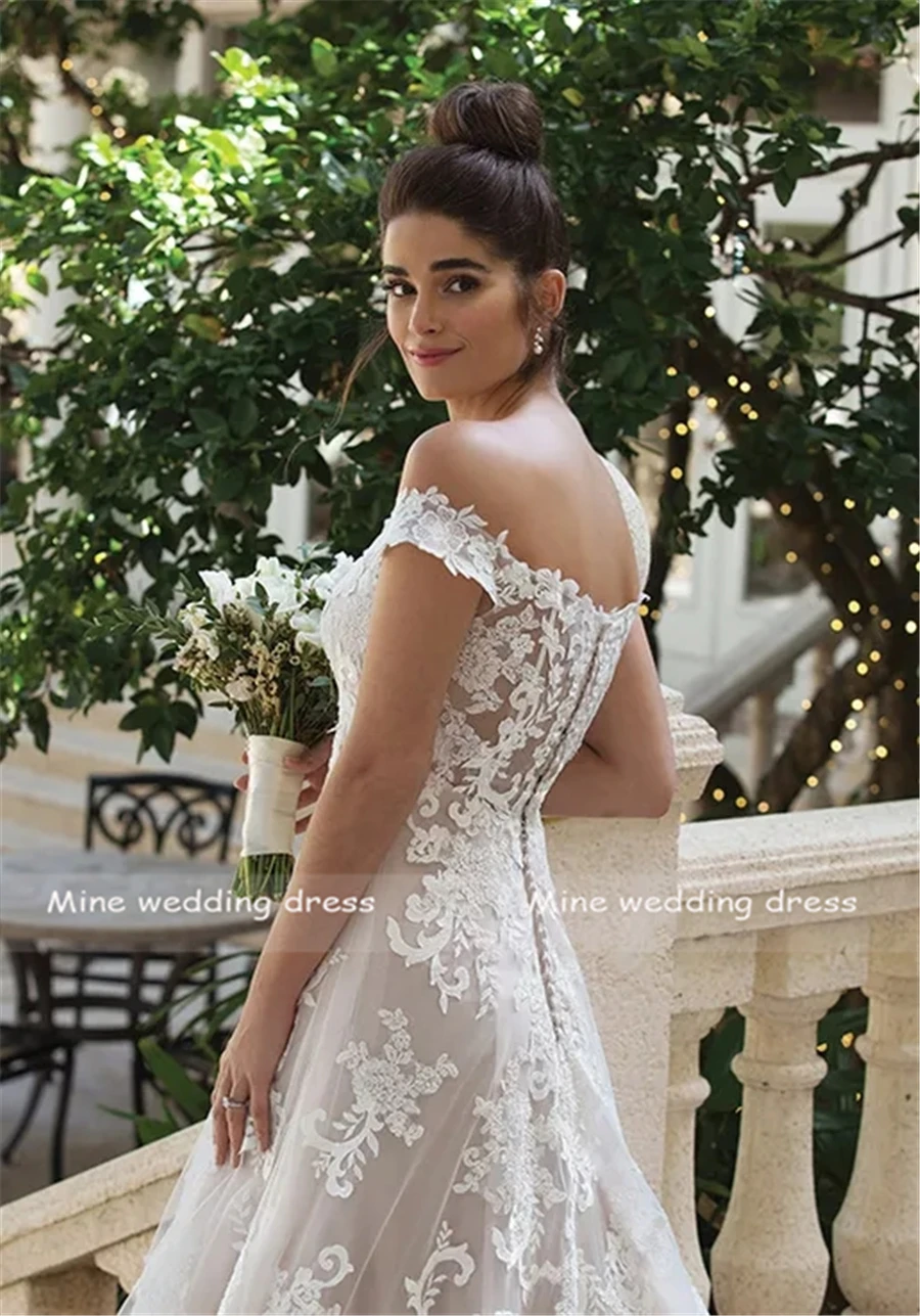Off-the-Shoulder-A-Line-Wedding-Gown-Champagne-with-Iovry-Lace-Applique-Button-Back-Bridal-Gowns (1)