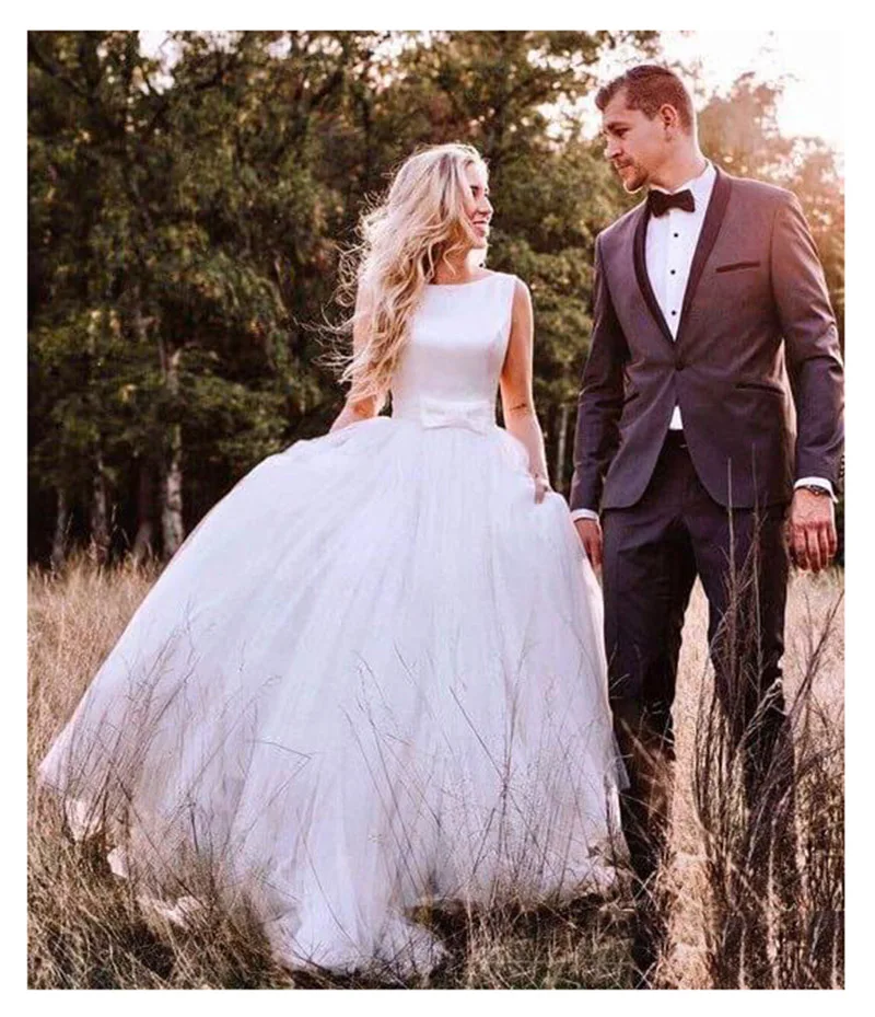 

LORIE Boho Wedding Dresses Satin Top With Sashes Wedding Gowns Tulle Outside Backless Back Princess Bride Dress 2019 Simple