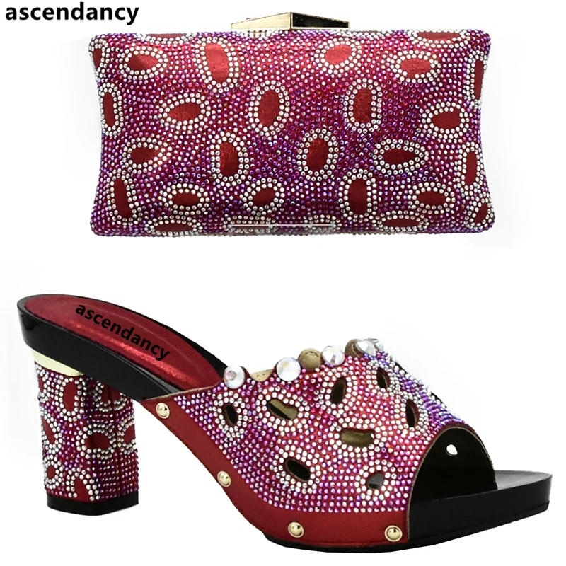 

Latest Red Color Italian Ladies Shoes and Bag Set Decorated with Rhinestone Nigerian Women Wedding Shoes with Bag Set Italy Shoe