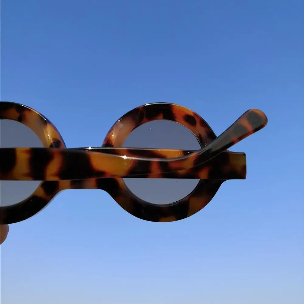 L качество маленькие круглые женские солнцезащитные очки готические винтажные женские очки от солнца для Леди Новая мода роскошный дизайн FML