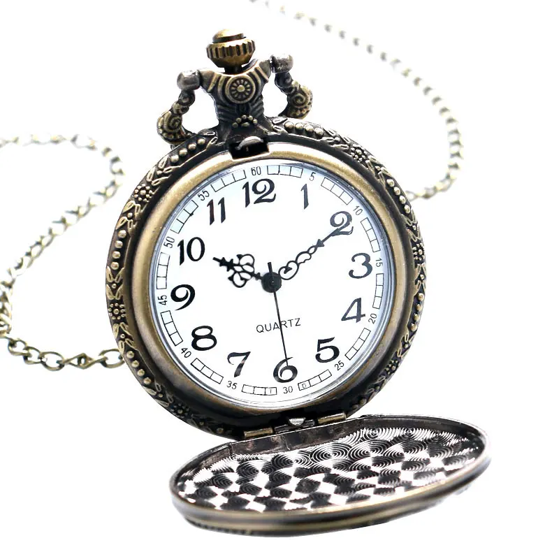 Vintage Pendant Soviet Union Russian Flag Hammer and Sickle Designer Communist Quartz Bronze Necklace Chain Pocket Watch Gifts 2018 (3)