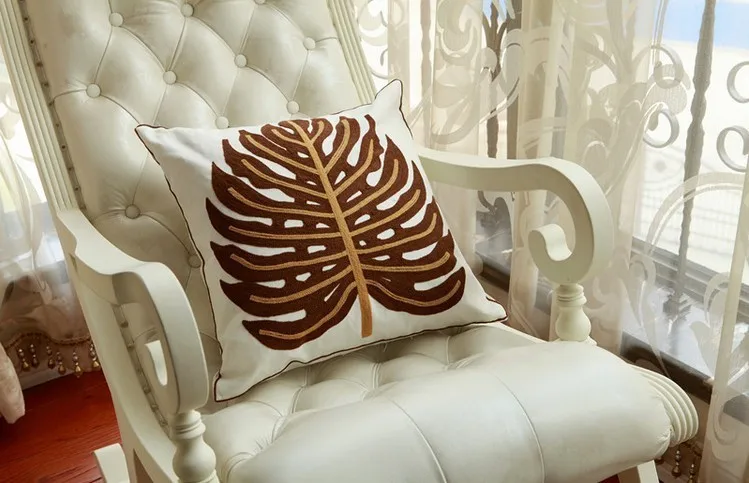 Hot new national style sofa /carcushions Flowers and Fashion Pillows decorate Hand-embroidered almofadas