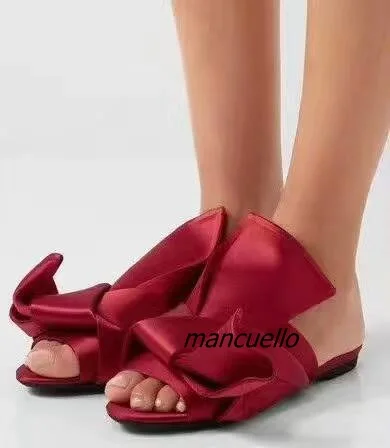 Classy Red Silk Butterfly-knot Flat Slippers Women Comfy Open Toe Flat Sandals New Arrival Fashion Bow-knot Dress Shoes Hot Sell