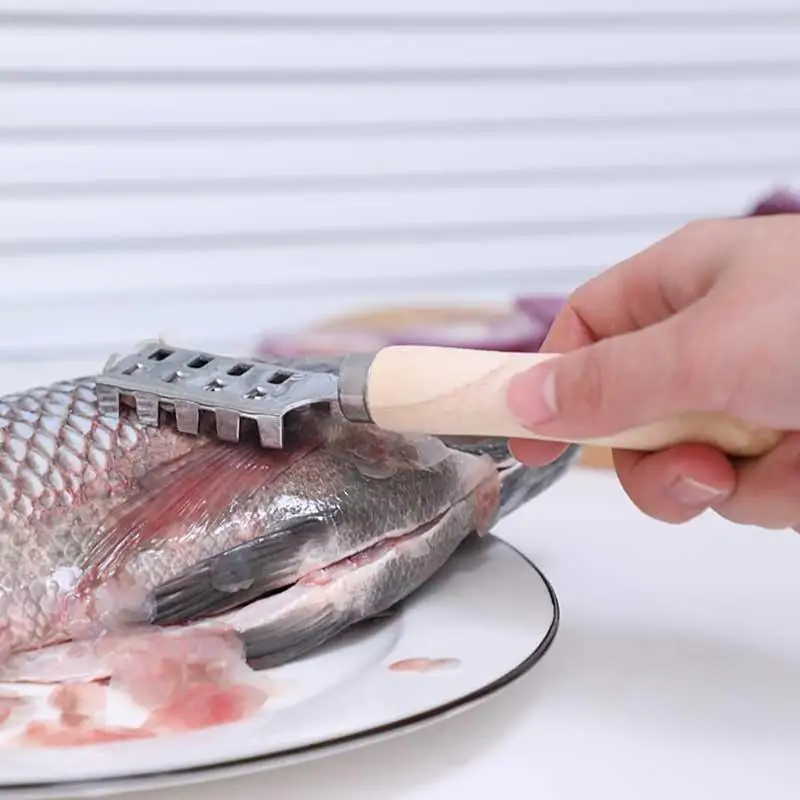 Скребок для рыбы из нержавеющей стали для удаления кожи морепродуктов с деревянной ручкой