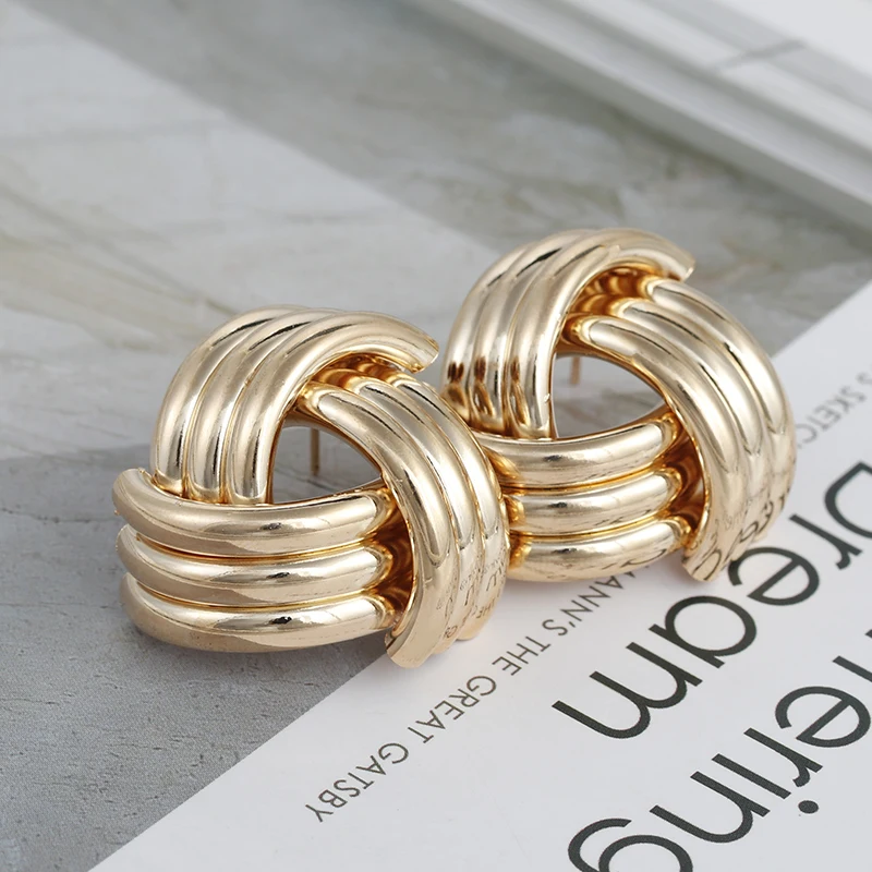 

Amorcome Simple Gold Color Drop Earrings For Women Female Geometric Trendy Drop Earrings Vintage Fashion Accessories Jewelry