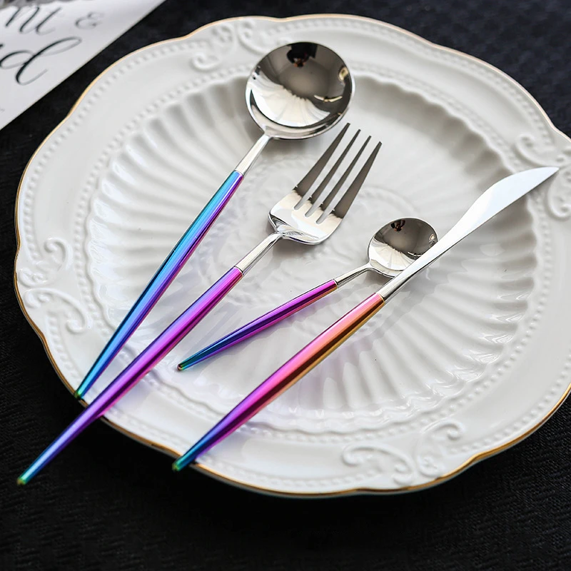 Flatware set (12)