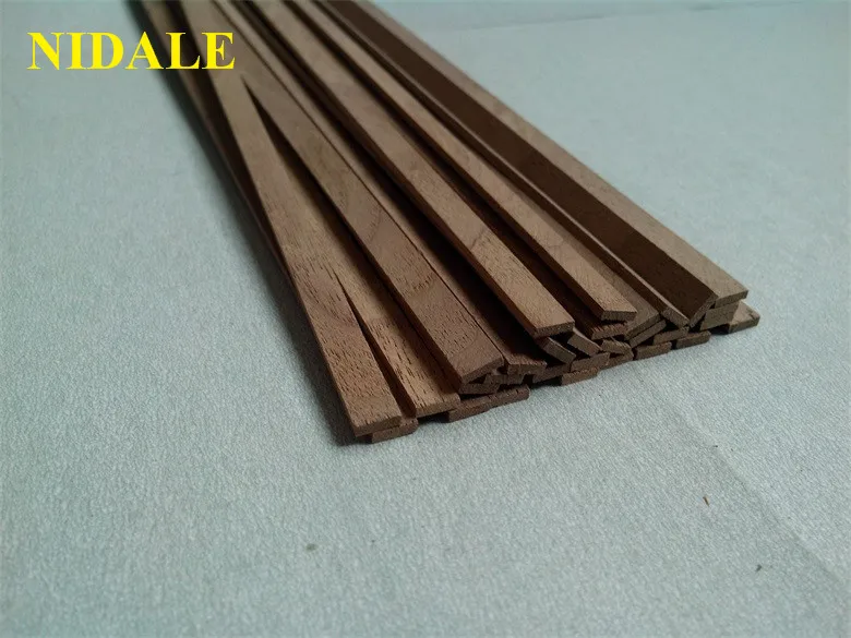 Model Shipways Walnut Wood Strips 1x5x500mm 50 Pack