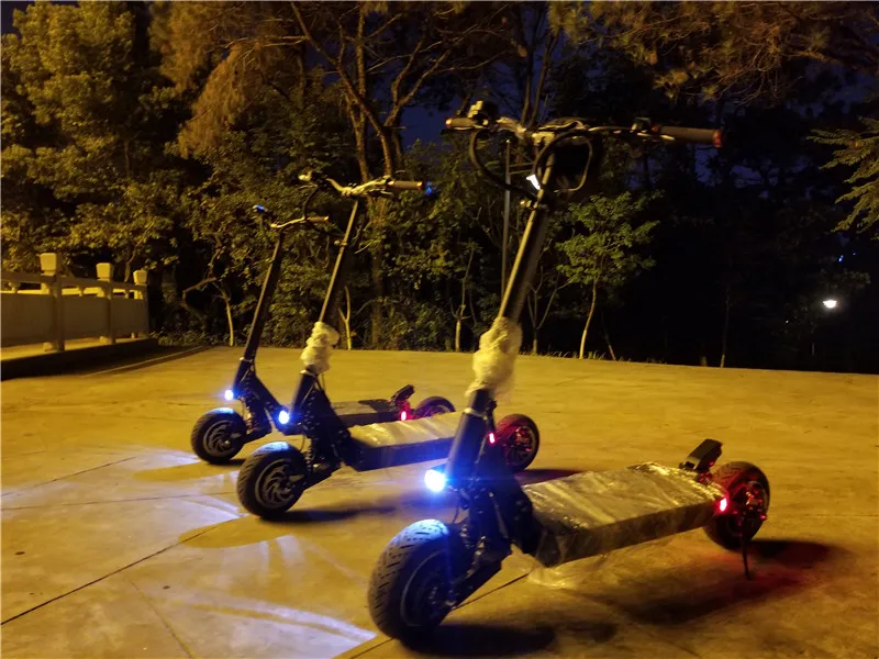 Cheap KWHEEL R7 60V Lithium Battery Electric Scooter Dual Motors 2800W E-scooter 7