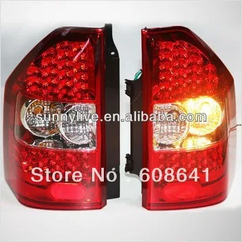 

For MITSUBISHI Montero Pajero V73 LED Tail Lamps 2000-08 year Red White Color
