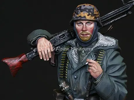 

AL 16023 1/16 WWII German Armed Forces SS gunner
