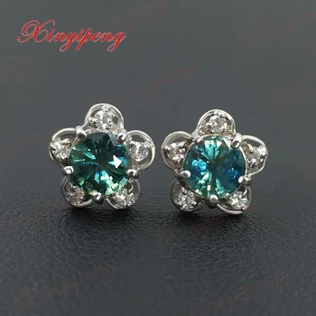 

18 k white gold with 100% natural sapphire studs earrings Blue green color of fire Fine jewelry contracted