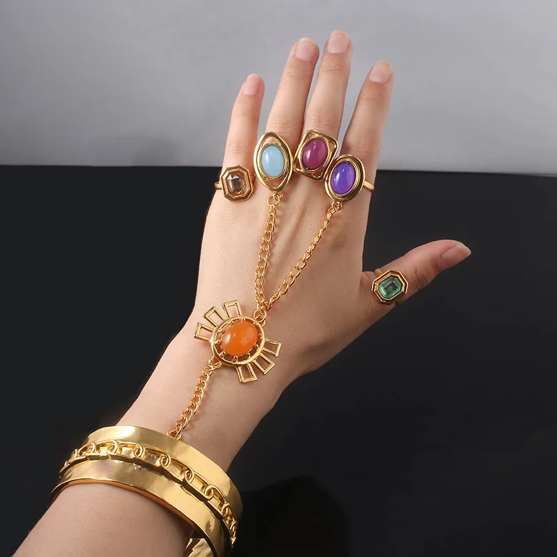 

Manwei Festival Exploded Black Widow Bracelet Avenger Alliance 4 Peripheral Captain Bracelet Wholesale Gift
