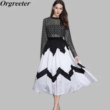 

2019 Summer Fall New Black White Splice Hollow Embroidery Lace Dress Women Long Sleeve Mid-calf Chiffon Pleated Dress Plus Size