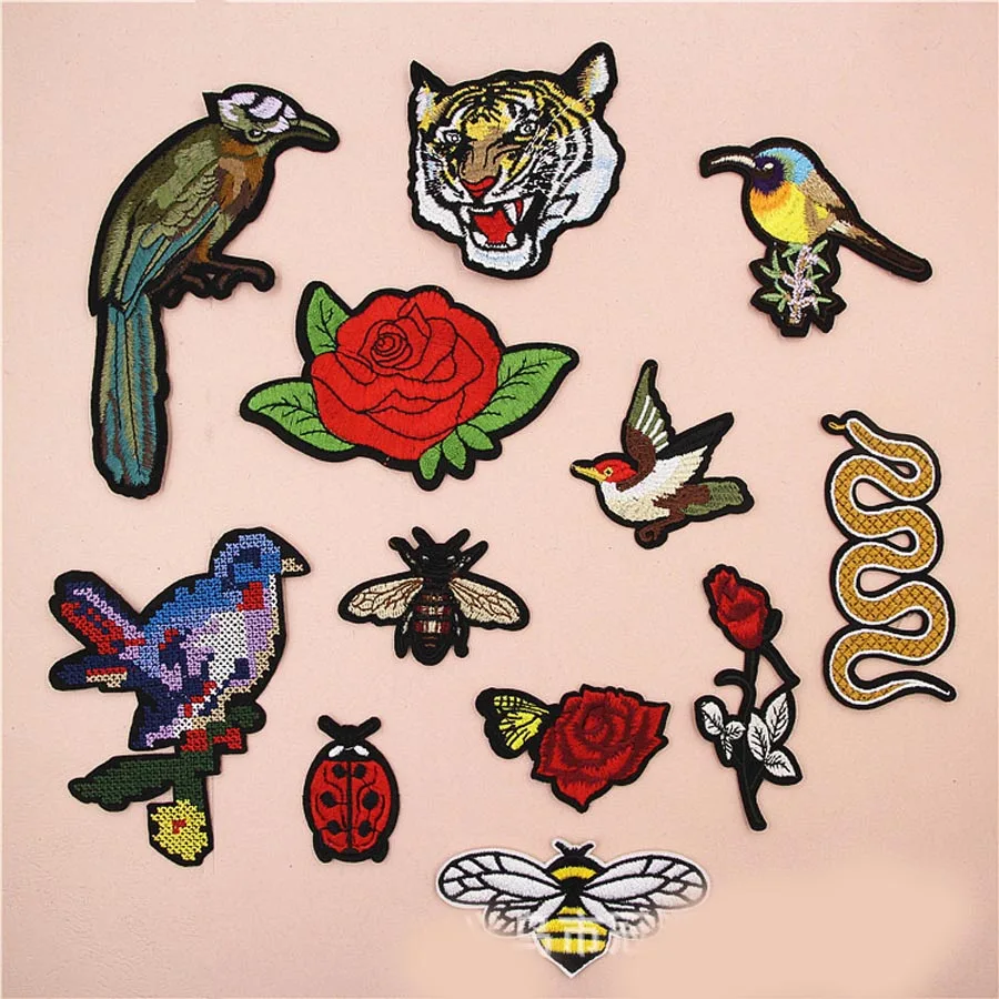 

Fabric Embroidered Bird Snake Flower Patch Clothes Sticker Bag Sew Iron On Applique DIY Apparel Sewing Clothing Accessories B122