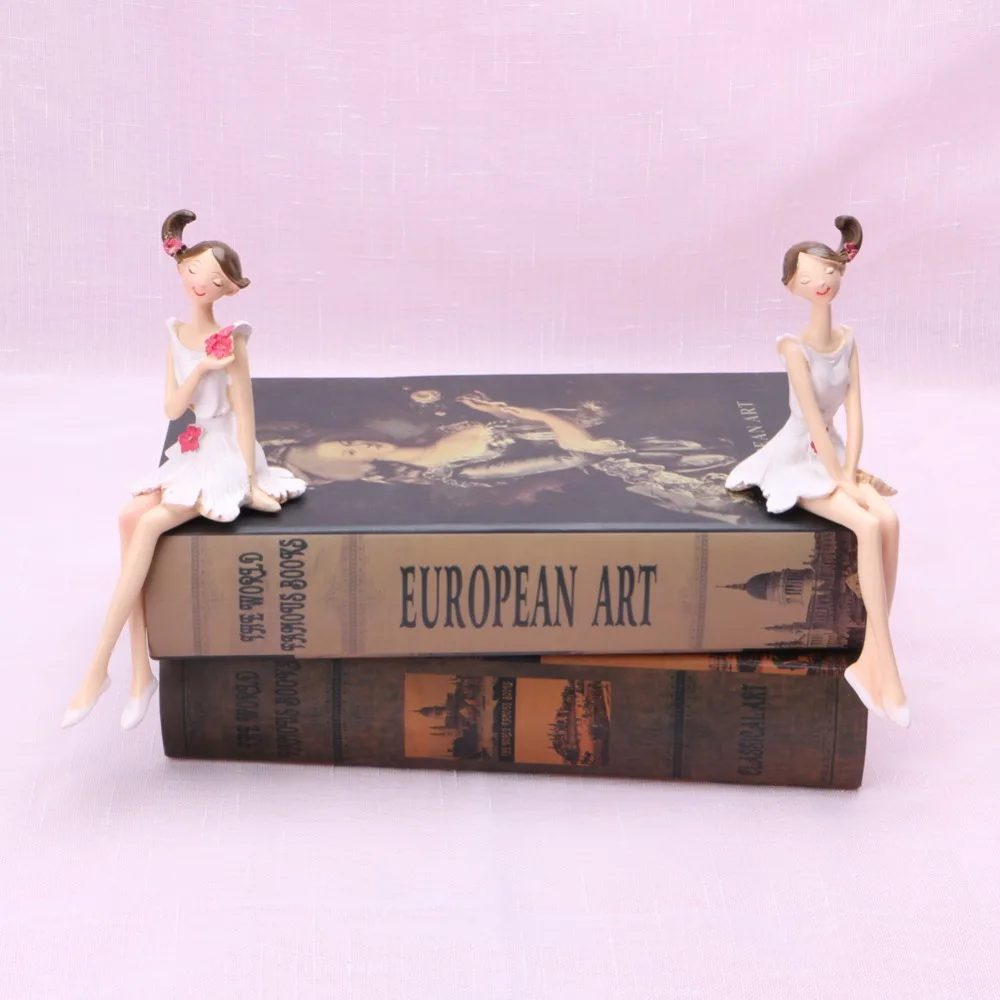 

2 pcs /set Cute Angel Resin Crafts Figurines Wedding Gift Fairy House Decoration
