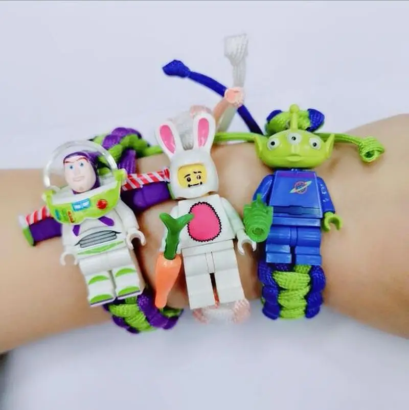 

15 styles Toy Story 4 Buzz Lightyear Bracelet Avengers Endgame Iron Man Captain America Building Block Bracelet toys