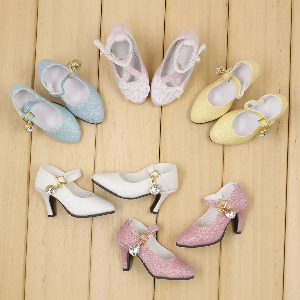 Shoes just for the Dairy Queen Doll five differents styles