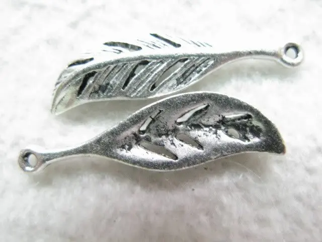 

30PCS ANTIQUE SILVE FEATHER CHARMS ,PENDANTS A18