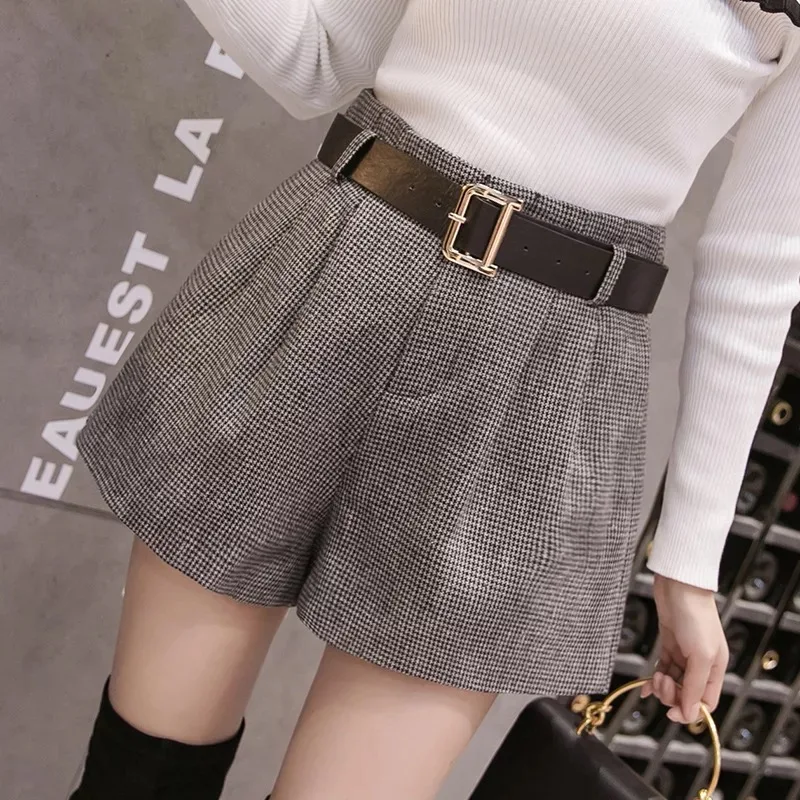 Новое поступление модные корейские свободные удобные осенние зимние толстые теплые шорты женские винтажные элегантные милые клетчатые шорты