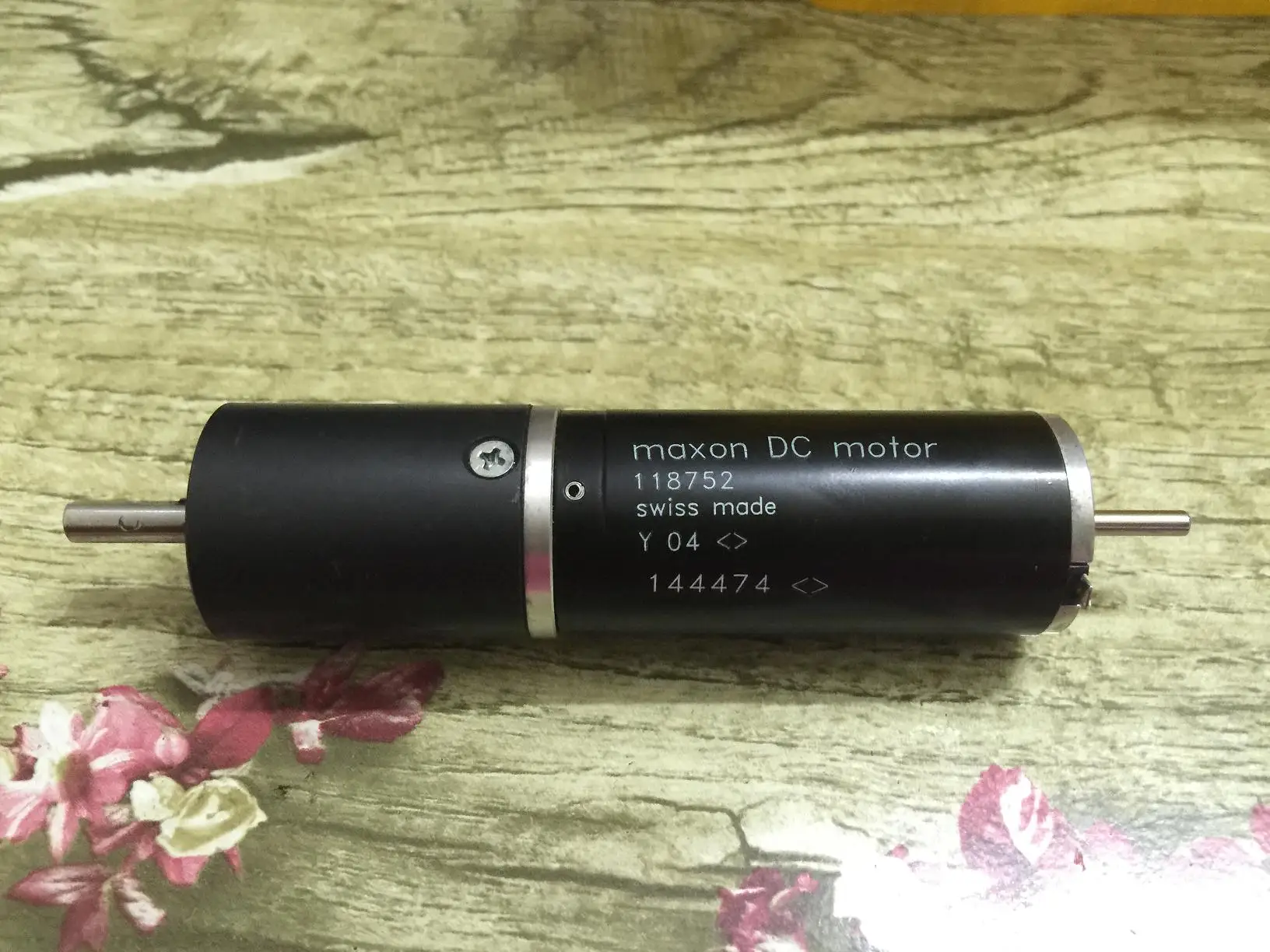 Оригинал S02-40276 MAXON ДВИГАТЕЛЯ ПОСТОЯННОГО ТОКА 144474 продажи с хорошим качеством |