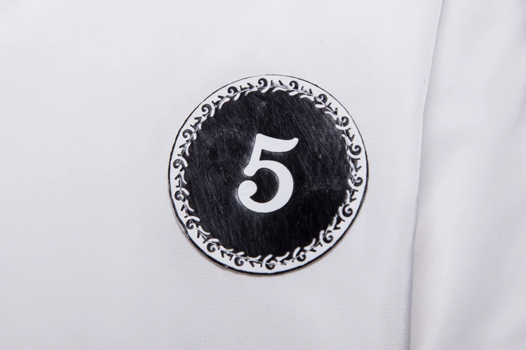 (5)