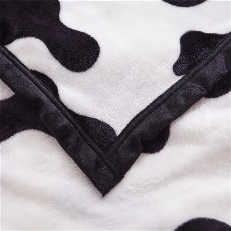 Black And White Cute Cowhide Bedding Set 4pcs Duvet Cover Set Bed