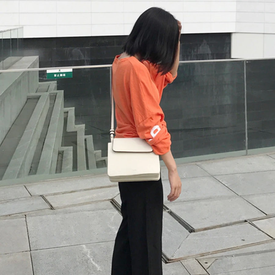عارضة صغيرة رفرف حقيبة المرأة حقيبة كتف متعدد الطبقات الساخن بيع الإناث Crossbody حقيبة ساعي عالية الجودة خمر الحبوب