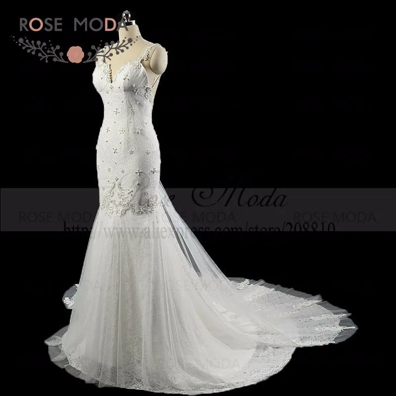 backless lace wedding dressb