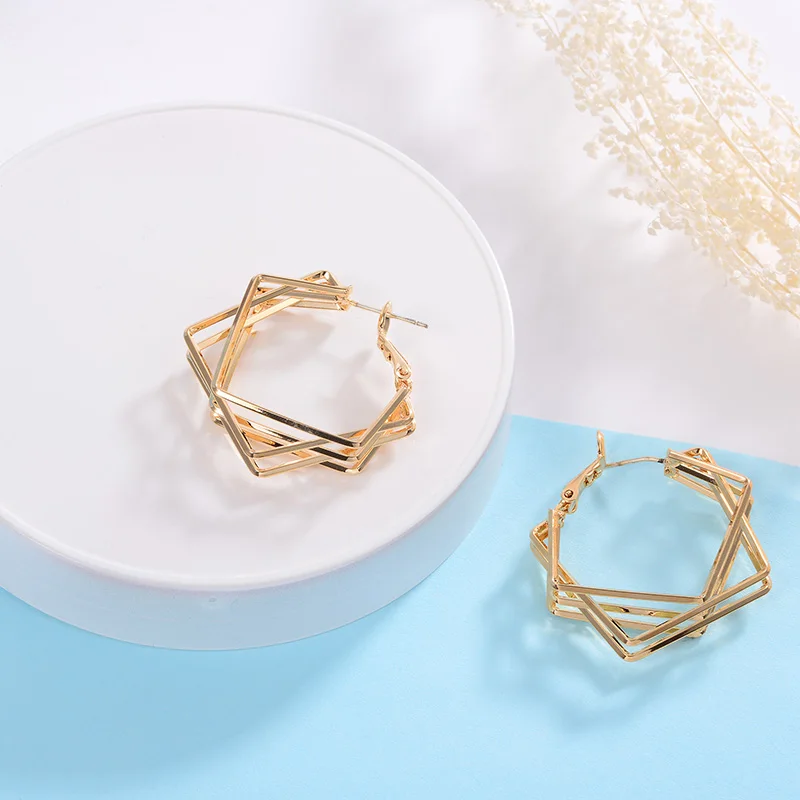 

Shineland Top Quality Small Simple Jewelry Gold Color Geometric Twist Hoop Earrings For Women Brinco Feminino Gifts 34MM