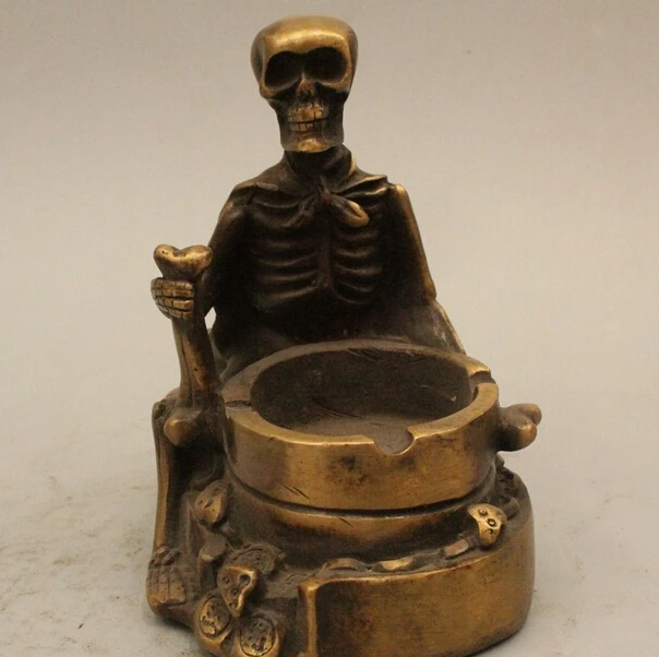 

wholesale factory 6" Chinese Fengshui Folk Bronze Money Yuan Bao skull consort Statue ashtray