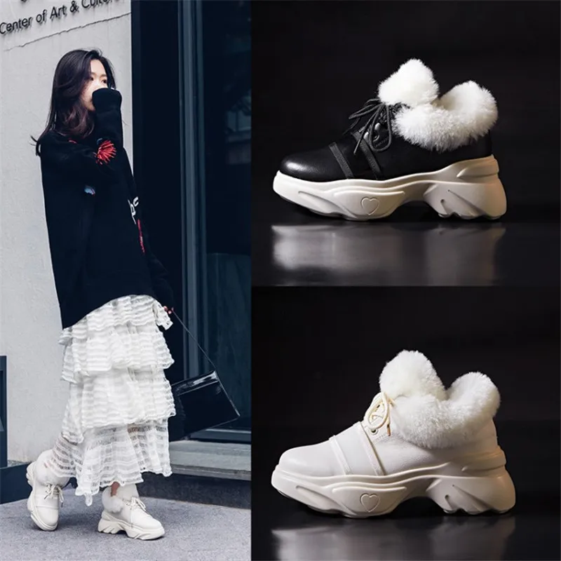 

2018 JIAODIANWUBU Winter New Rabbit Fur Buckle Leather Short Tube Female Snow Boots Warm Thickening And Wrap Boots Round Toe