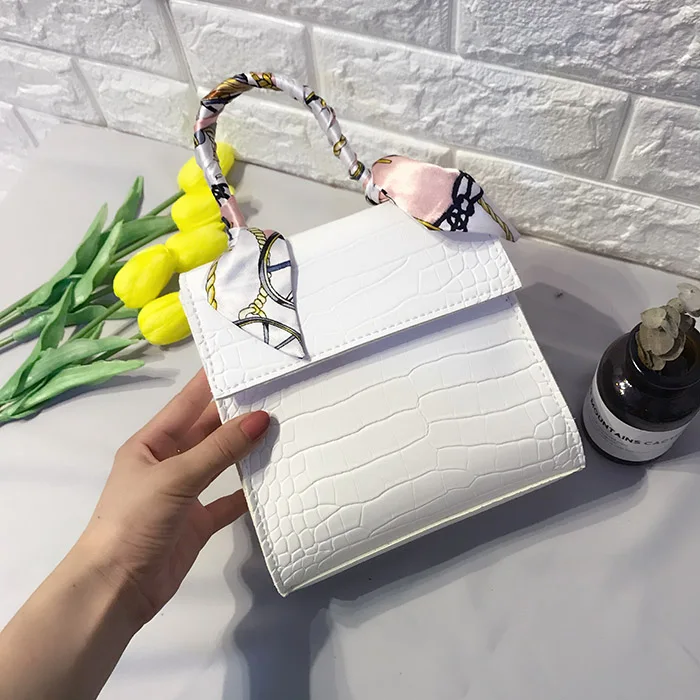 جديد Scarve النساء حقيبة يد بو الجلود أسود أبيض براون صغيرة رفرف كروسبودي حقيبة محفظة feminina bolsos mujer جديد Scarve النساء حقيبة يد بو الجلود أسود أبيض براون صغيرة رفرف كروسبودي حقيبة محفظة feminina bolsos mujer