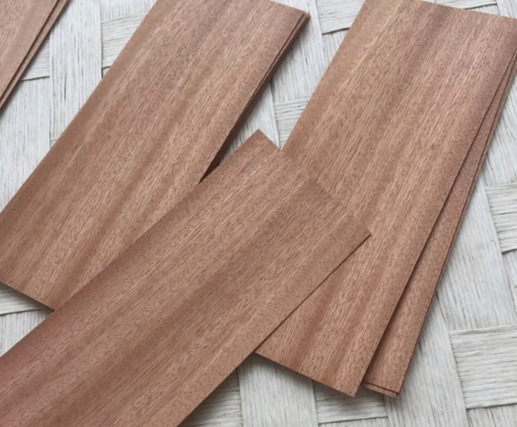 

50pcs 6x16cm Thickness:0.5mm Sapele Wood Chips Solid Wood Sheets Veneer