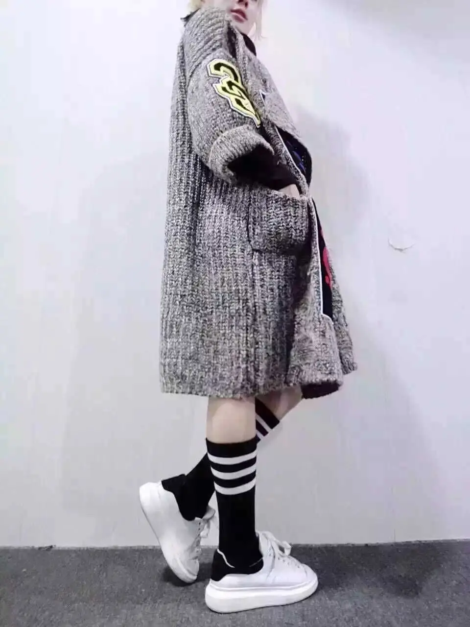Новинка, Женский индивидуальный длинный кардиган с аппликацией, модный толстый вязаный свитер, пальто, женский свитер, шаль и пончо